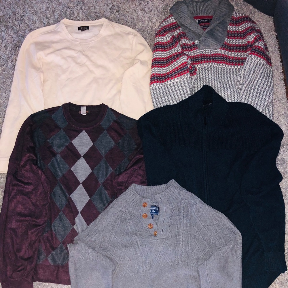 Men’s sweater bundle